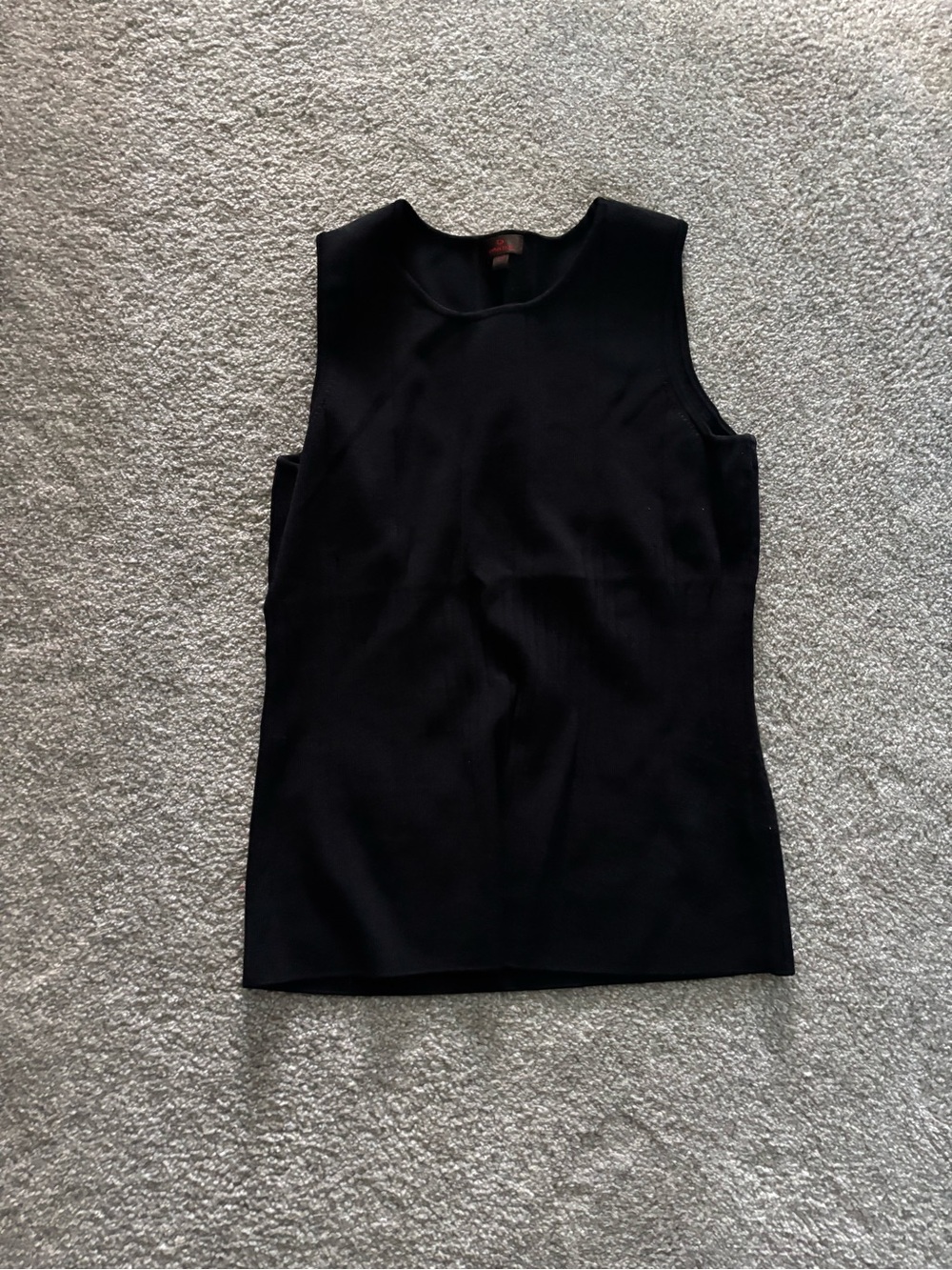 Size S Danier Classic Black Sleeveless Women's Top